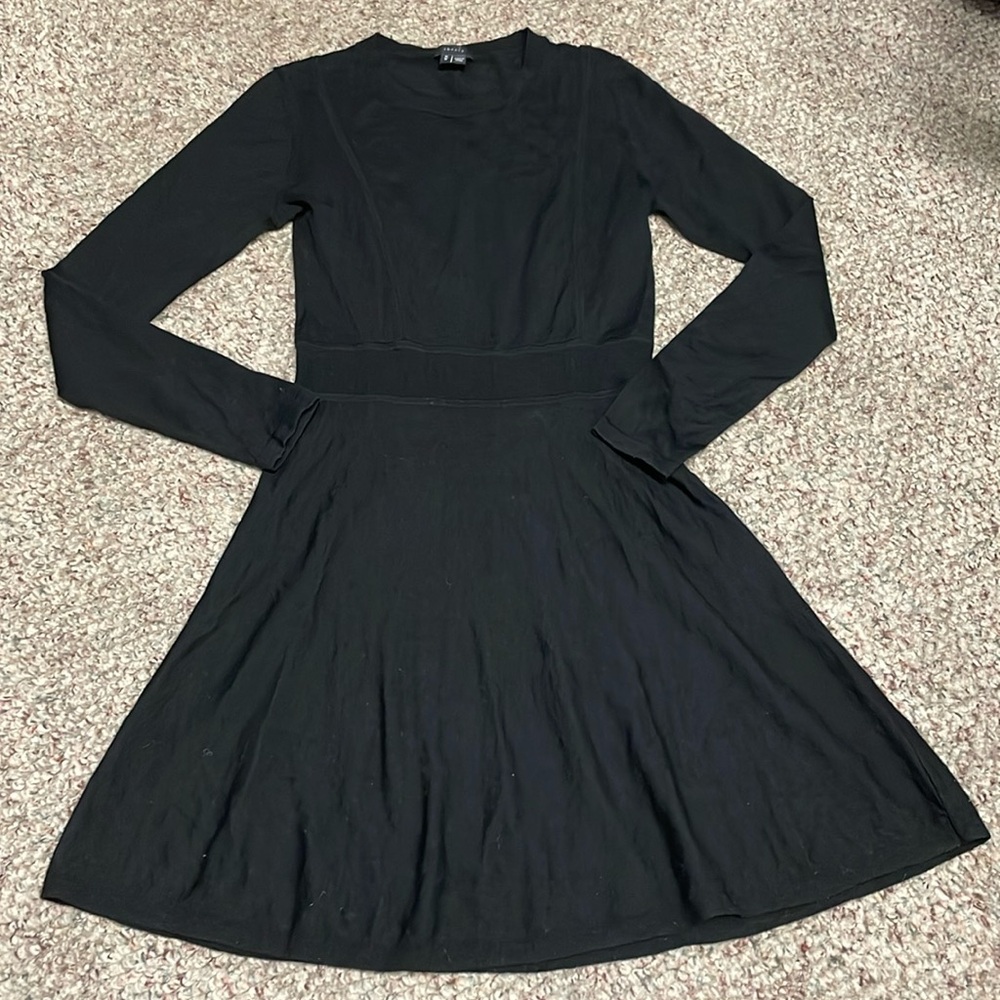 Theory 95% wool long sleeve knit dress - Picture 1 of 8